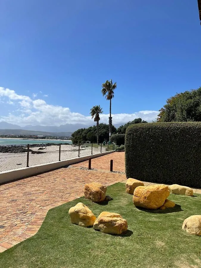Apartment By Die See Gordons Bay